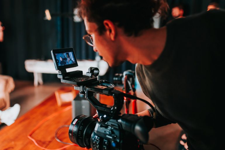 7 signs of a perfect video editing platform